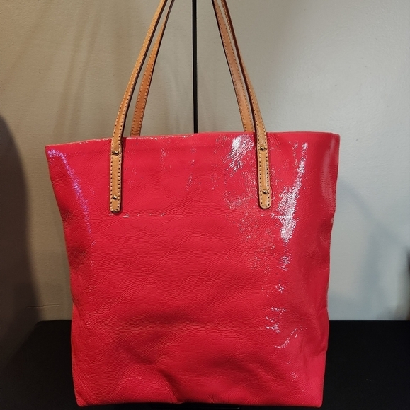 Kate Spade- Strawberry pink patent leather crinkle tote shoulder purse - Picture 6 of 10